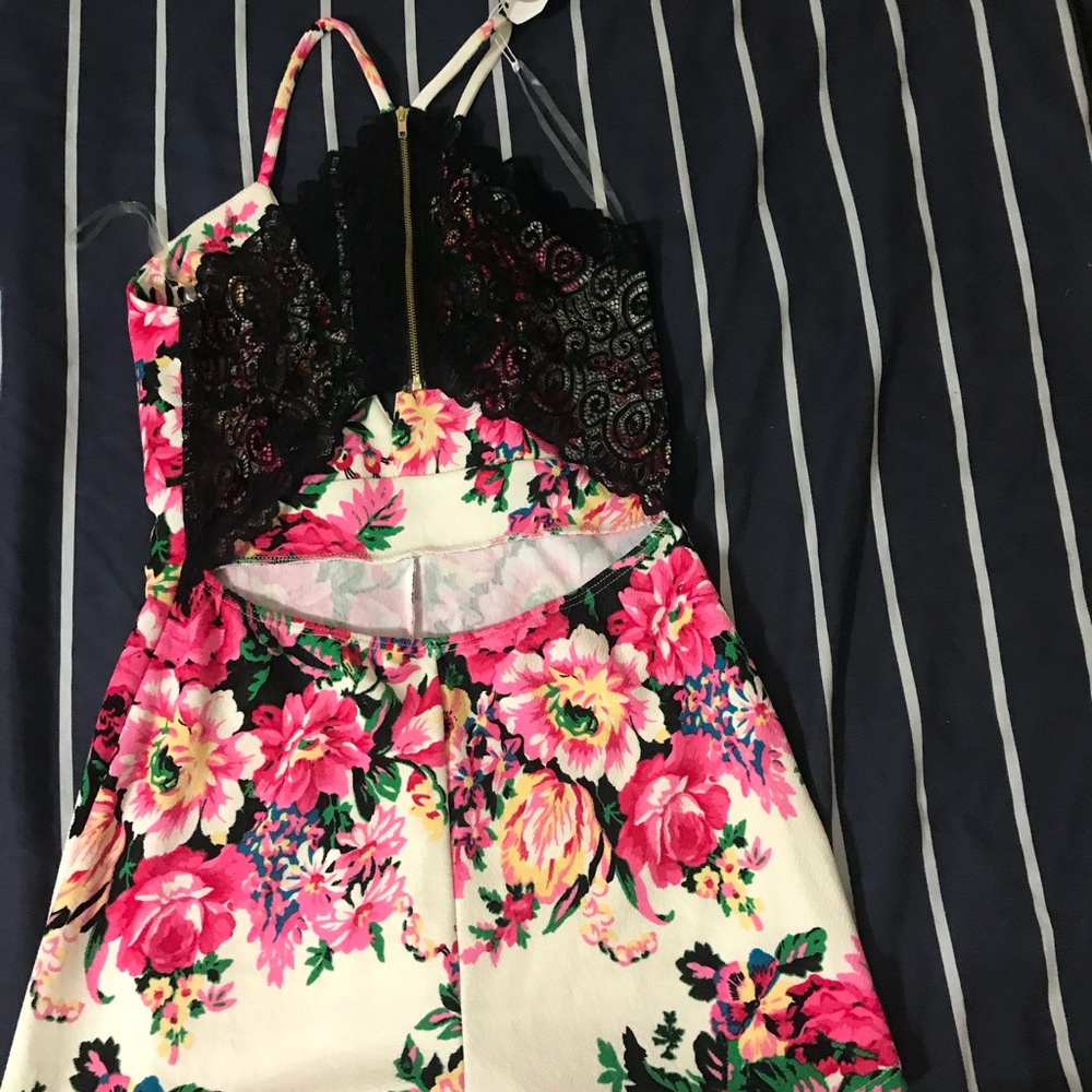 Romper - Picture 2 of 2